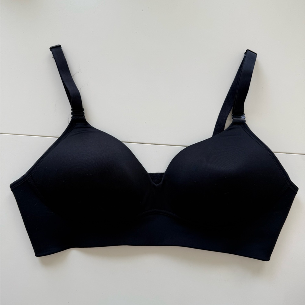 Warners All You Need Black Bra – Size 40B – Gently Used